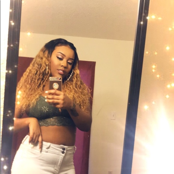 Meet your Posher, Akira - Picture 1 of 1